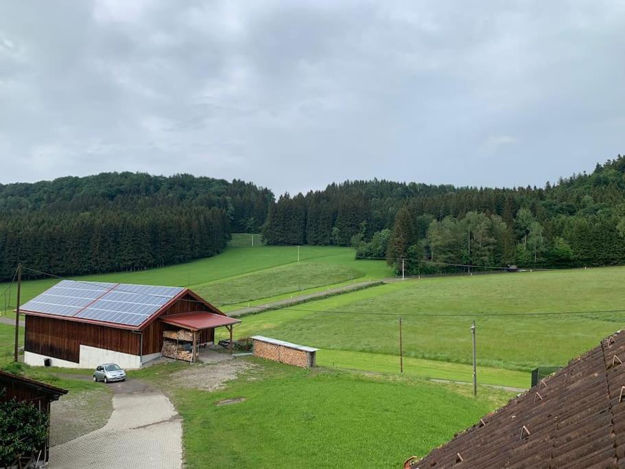 Idyllisches Ferienapartment Allgaeu Bad Groenenbach Exterior photo